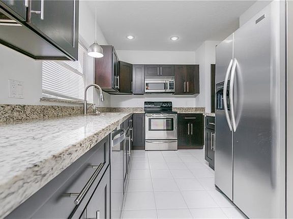 2nd image of 7728 Hibiscus Ln
