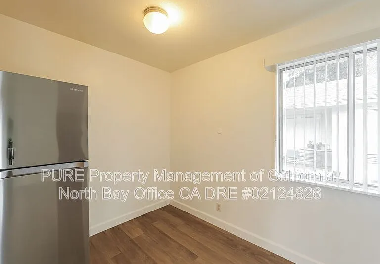 630 Wright St #G — Photo 6