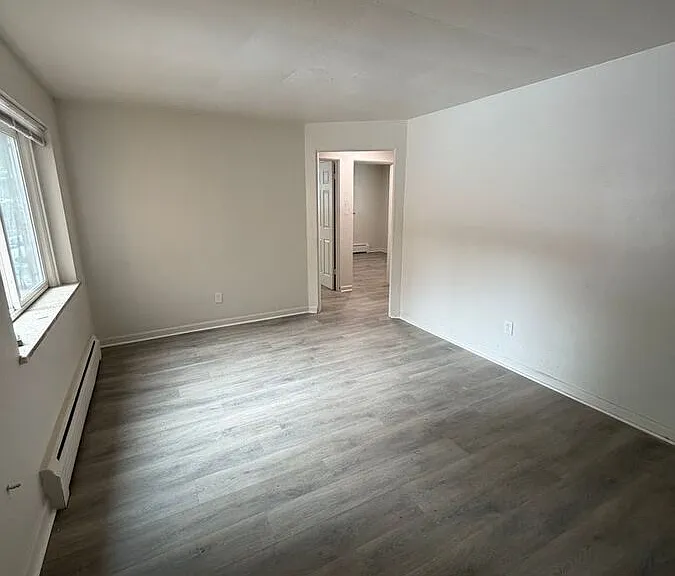 1732 W Mosier Pl #11 — Photo 1