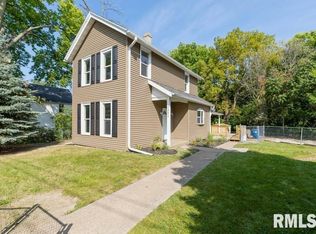 1321 Spring St, Davenport, IA 52803