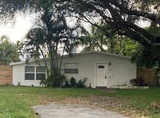 1629 NE 178th St, North Miami Beach, FL 33162