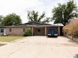 1207 Ortega St, Carlsbad, NM 88220