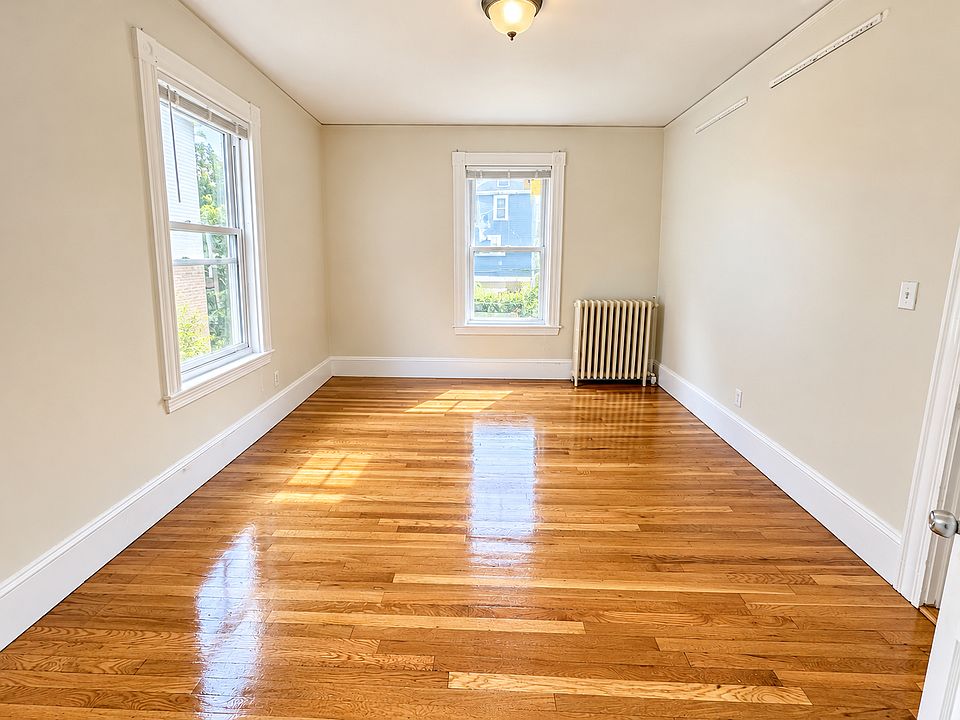 1st image of 38 Waumbeck St APT 2