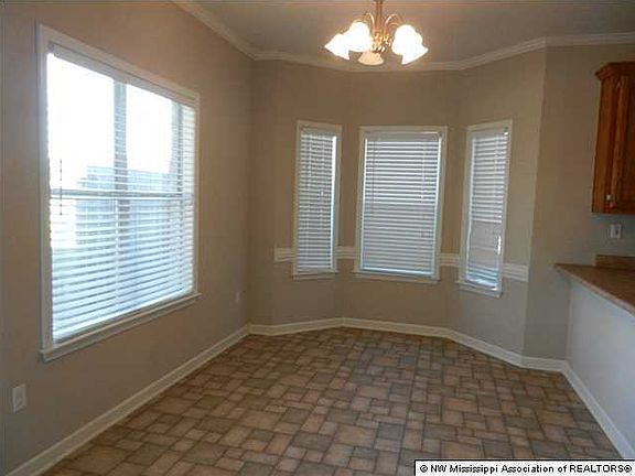 5th image of 5847 Strawberry Pointe Cv #1