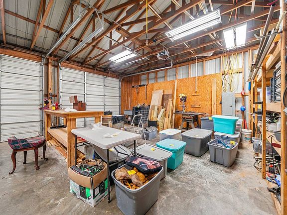 27th image of 296 Riverpark Dr
