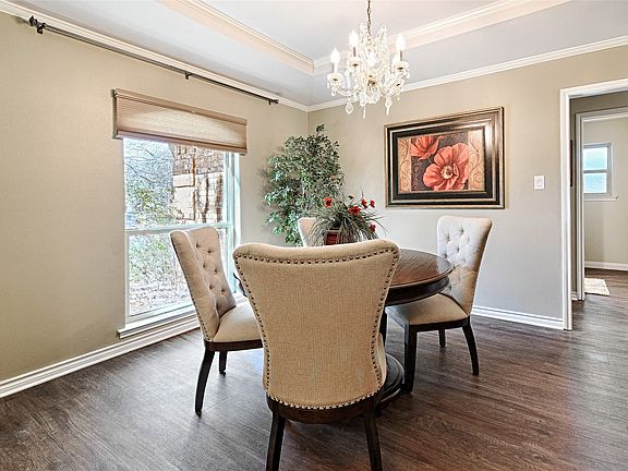 4th image of 4017 Bobbin Ln