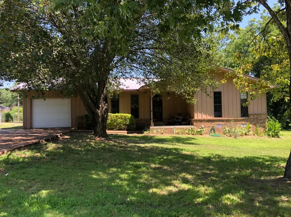 125 Robin St, Batesville, AR 72501