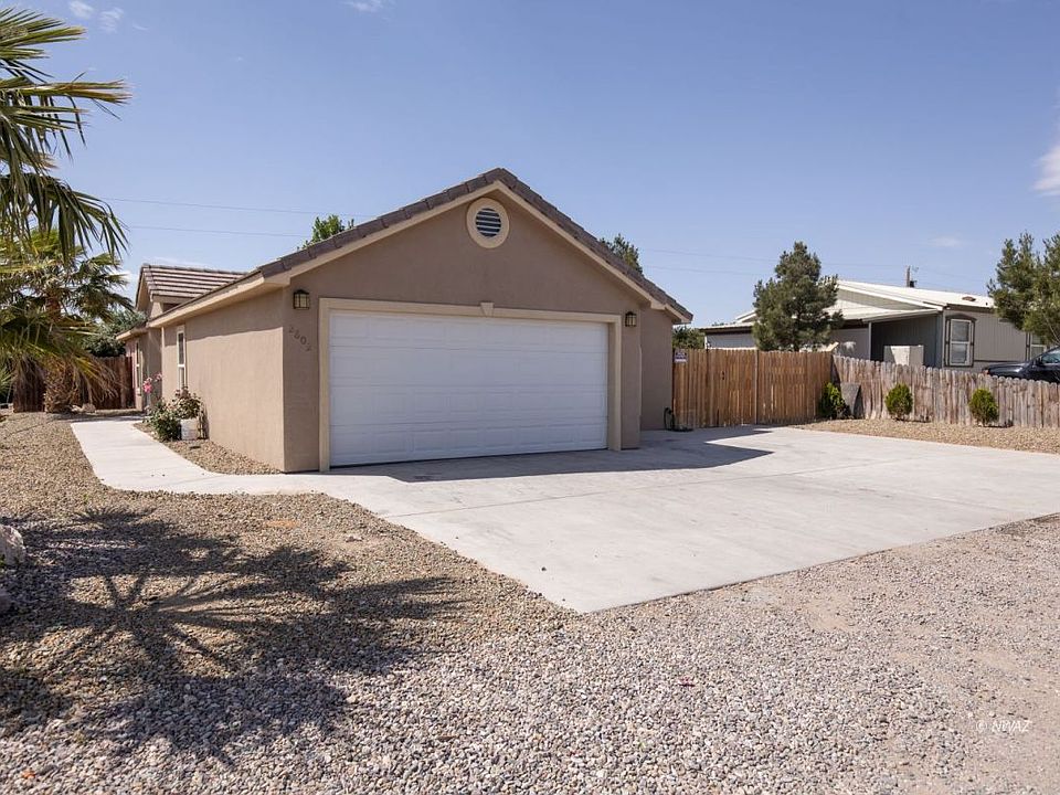 1st image of 2802 E Sierra Vista Dr