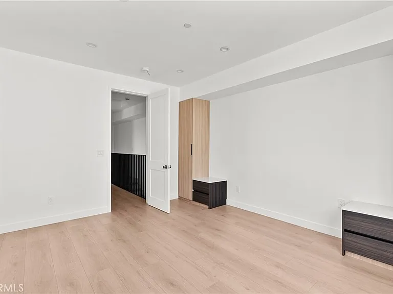 13944 Vanowen St — Photo 15