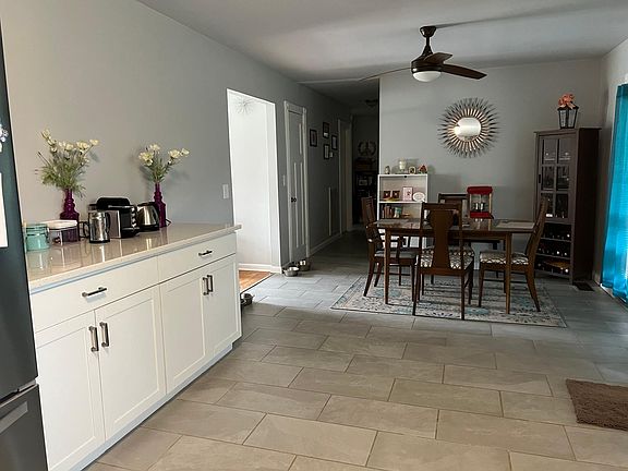 3rd image of 168 Scenic Dr #168