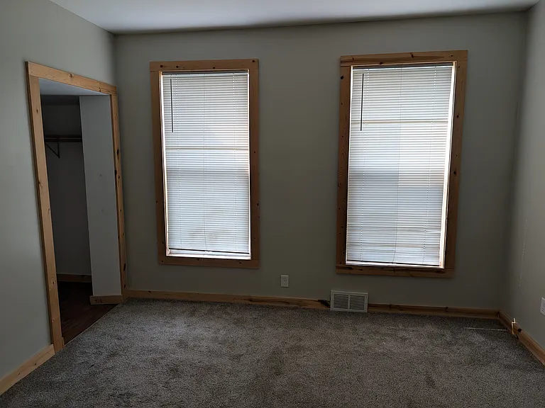 1727 Hughitt Ave — Photo 15
