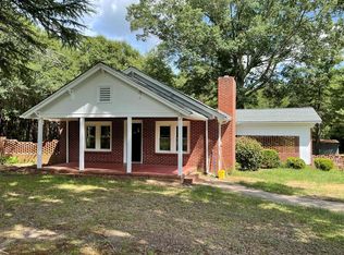 852 Champion Ferry Rd, Gaffney, SC 29341