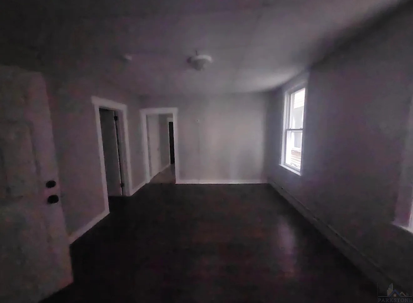 4 bed, $2,300 — Photo 2