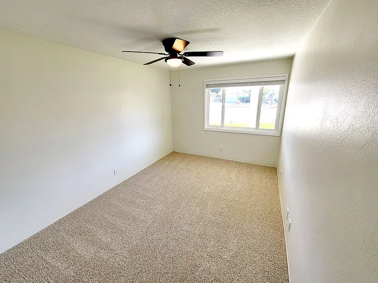 80 N Lucas Ct — Photo 23