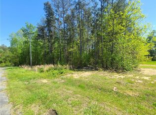 310 Hanes Ln #10&11, Lexington, NC 27295