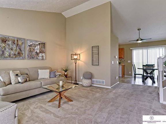 4th image of 7922 S 156th Ave