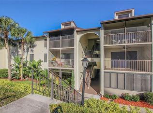 2677 Pine Ridge Way N APT E1, Palm Harbor, FL 34684