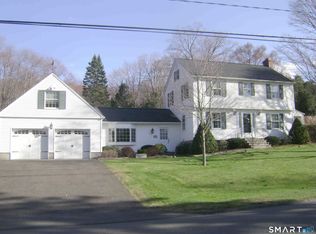 15 Central Road, Middlebury, CT 06762