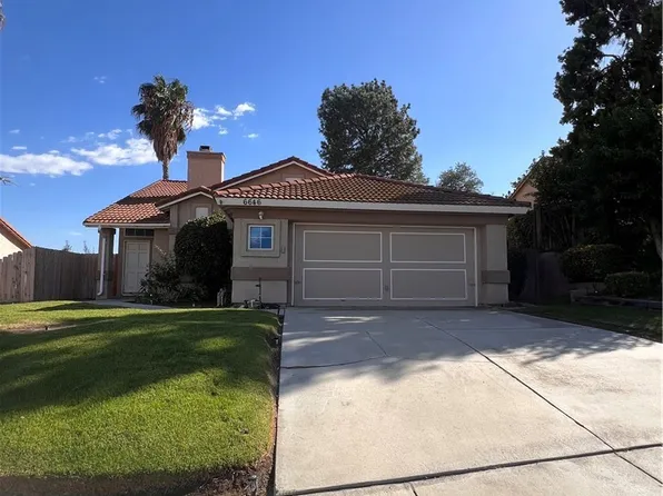 6646 Huntsman St, Riverside, CA 92509