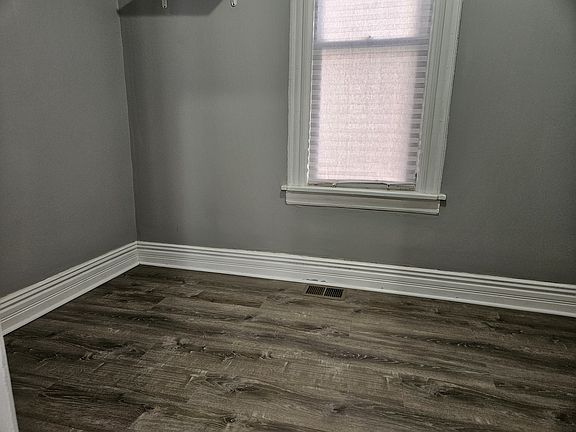 5th image of 2807 S Saint Louis Ave
