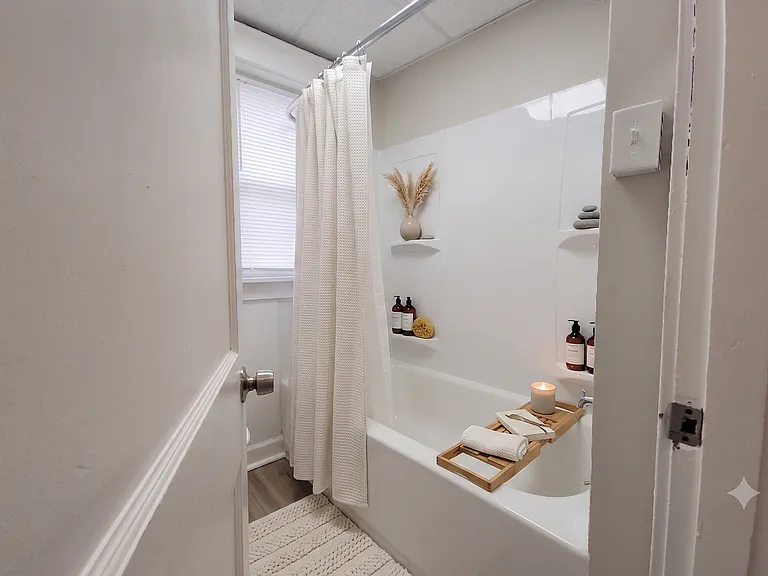 708 Wilmington Ave #1F — Photo 4