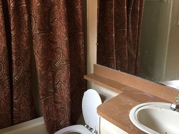 5th image of 373 Eron Way #Unit 47