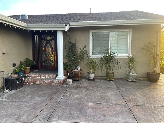 2nd image of 1609 Mount Oliveira Dr