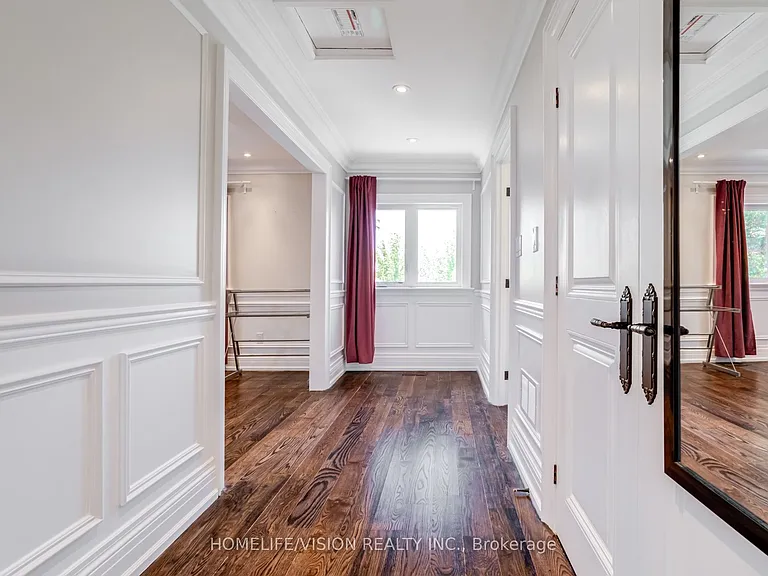28 Moore Park Ave — Photo 11