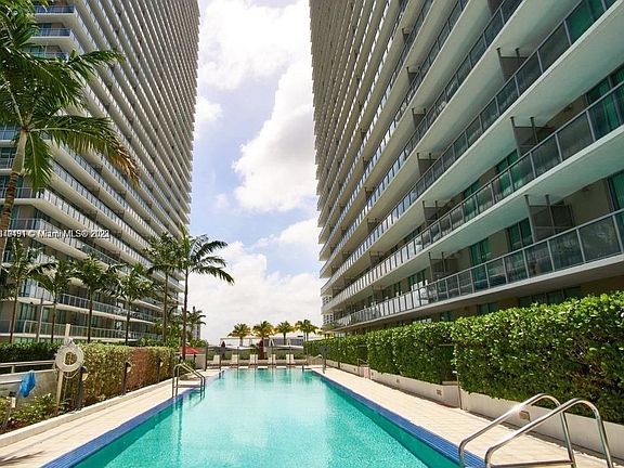 3rd image of 1111 SW 1st Ave APT 2523