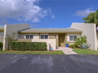 12022 SW 110th Street Cir E, Miami, FL 33186
