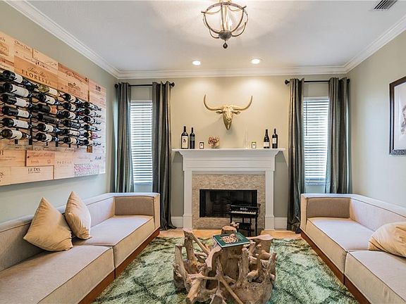 4th image of 4006 W Santiago St
