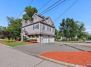 150 Little Falls Rd, Fairfield, NJ 07004