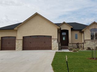 2801 Morris, Hutchinson, KS 67502