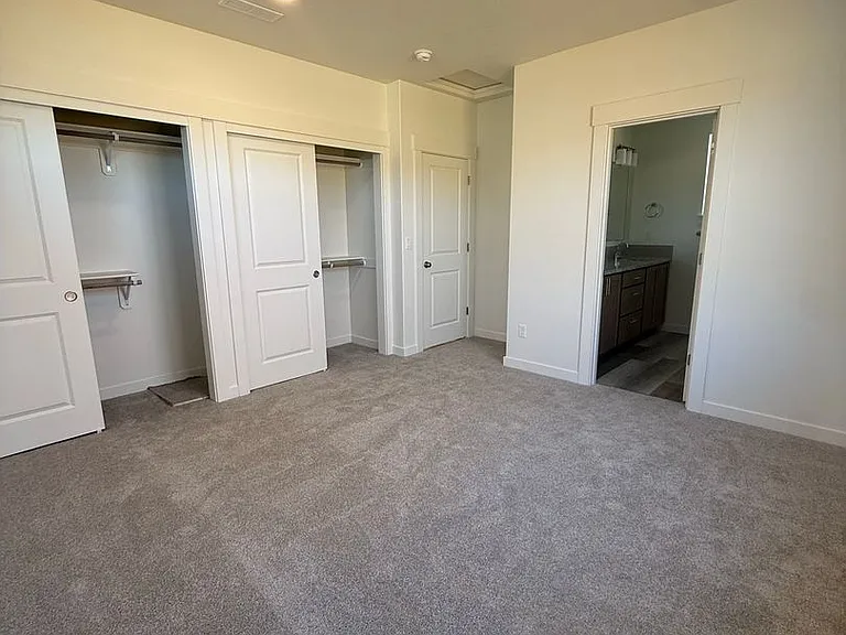 61073 NE Unity Pl — Photo 7