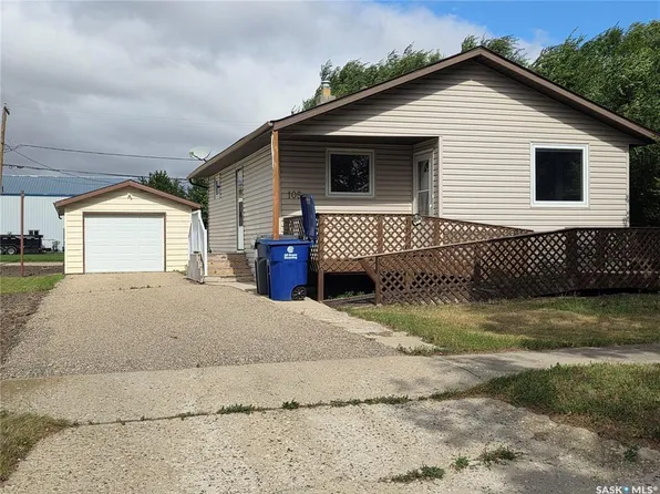 105 Ottawa STREET, Davidson, SK S0G 1A0