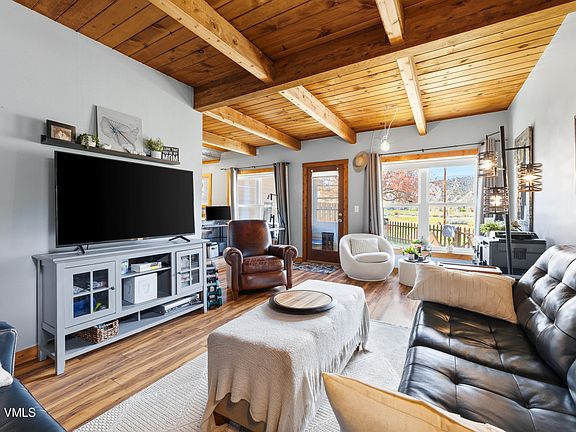 2nd image of 723 Shorthorn Dr #304