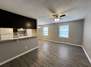 1429D Ireland Dr, Fayetteville, NC 28304