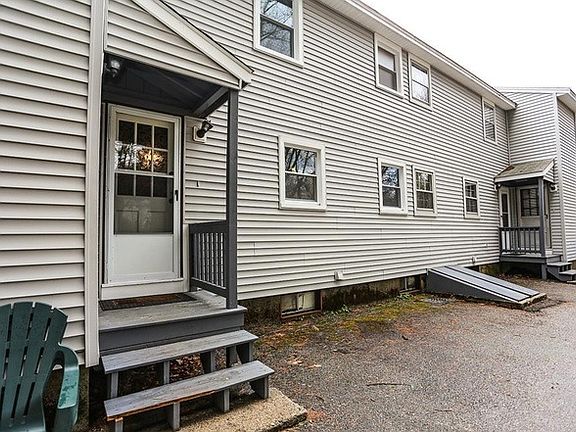 2nd image of 30 Boulder Dr