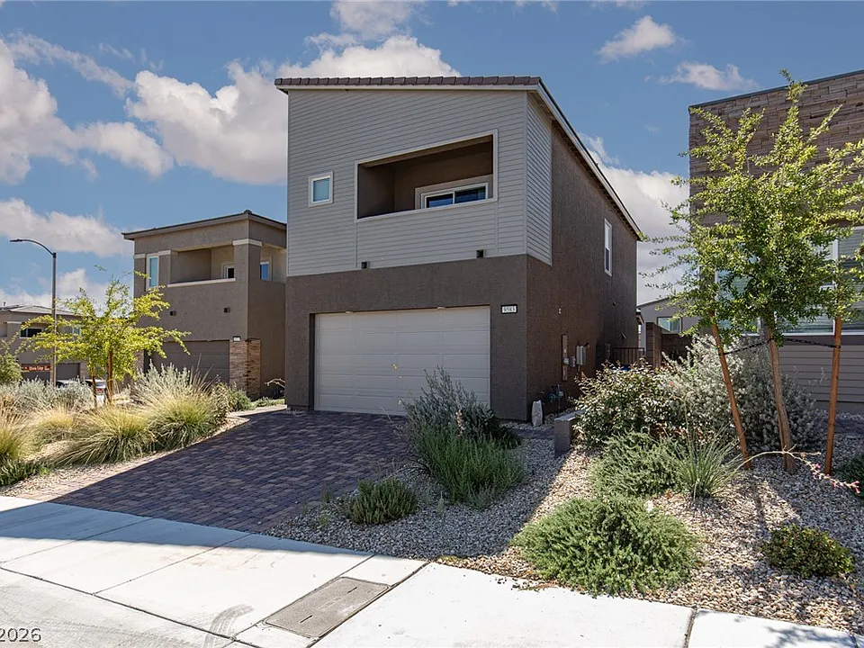 9583 Noah Pointe Ave