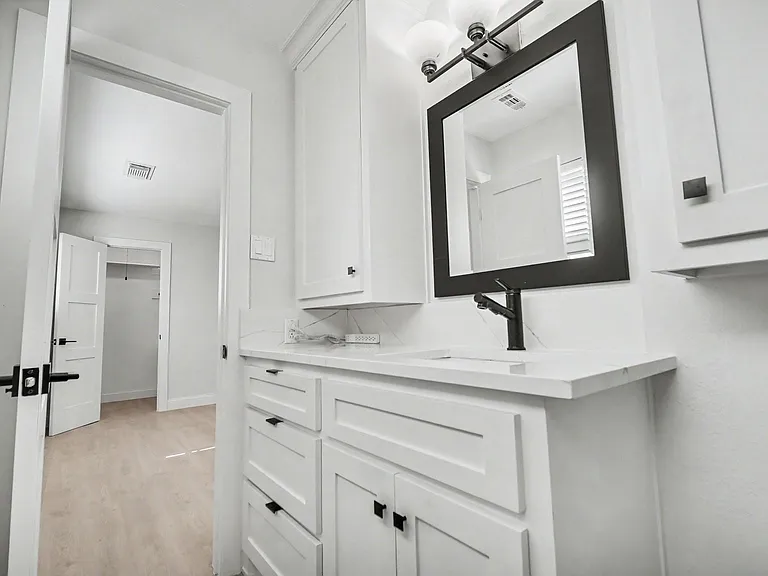 9323 Meadowbriar Ln — Photo 24