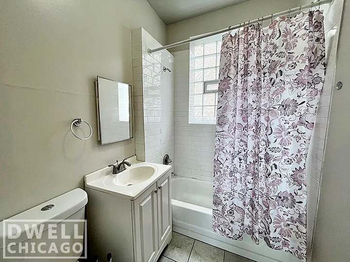 2640 W Cermak Rd #2 — Photo 8