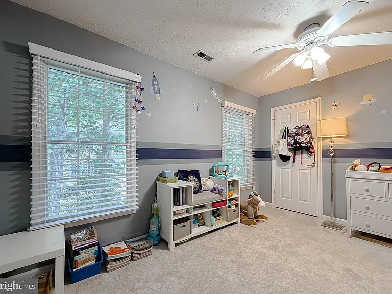 23118 Silverberry Way — Photo 37