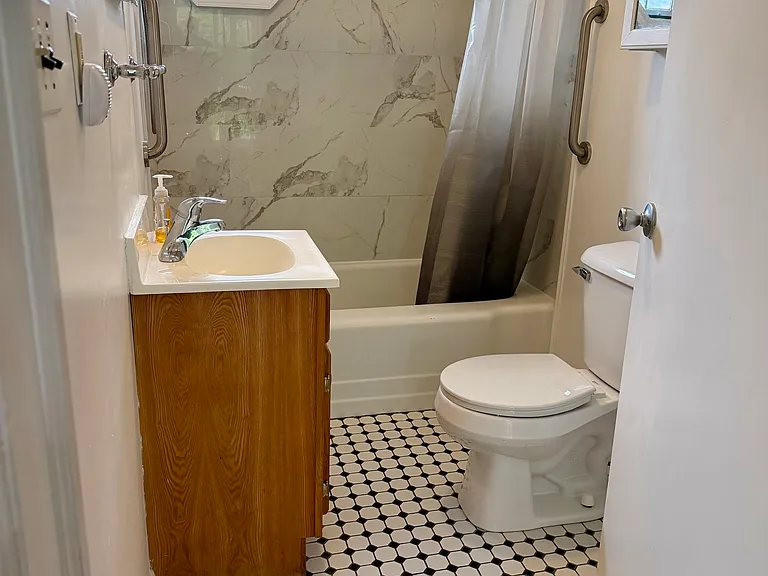 79 S B St — Photo 11