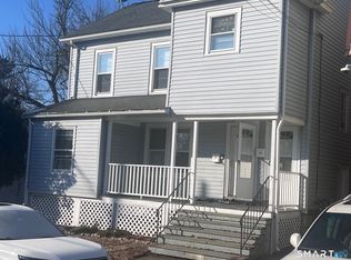 124 Thorpe St, Fairfield, CT 06824