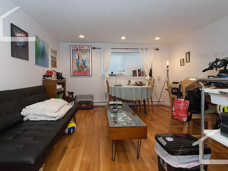 28 Euston Rd #6F — Photo 3