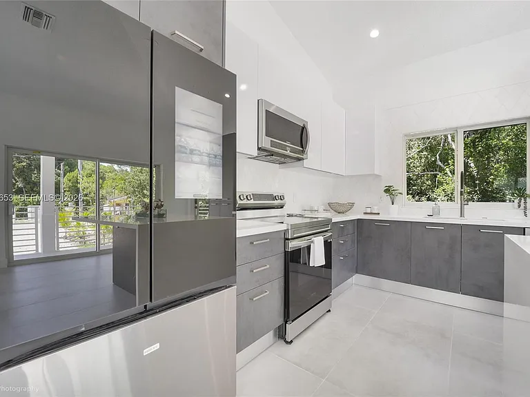 5 Bowen Dr — Photo 5