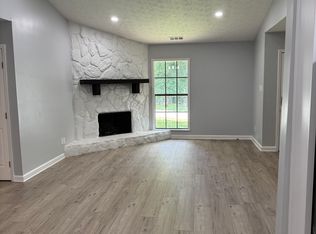 4251 Friar Tuck Ln, Buford, GA 30519