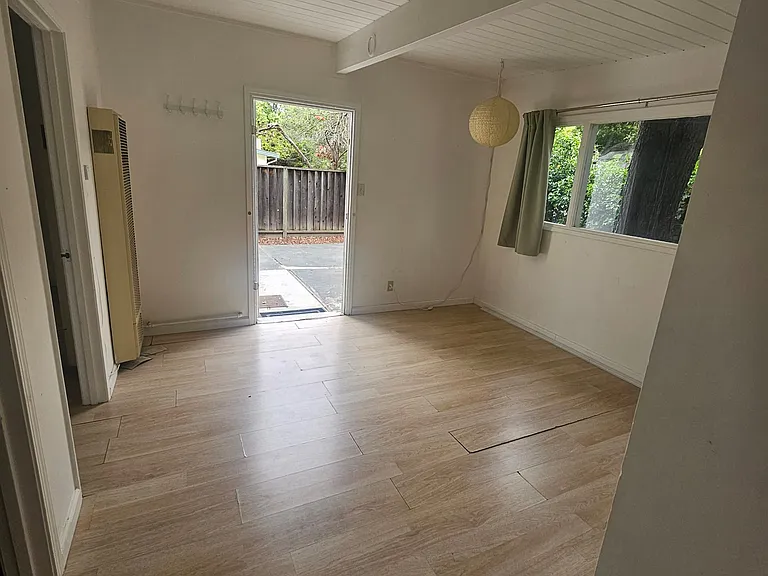3361 Emerson St #A — Photo 16