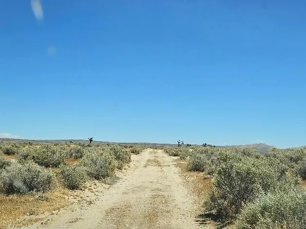 111th Street East Cor, Lancaster, CA 93535