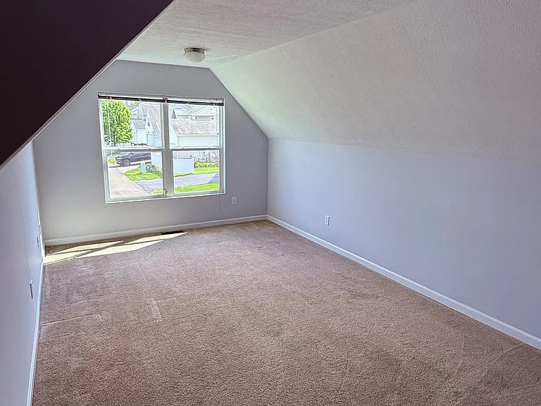 6119 Deansboro Dr — Photo 24